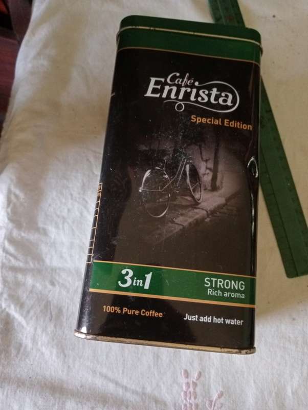 VINTAGE ENRISTA COFFEE TIN