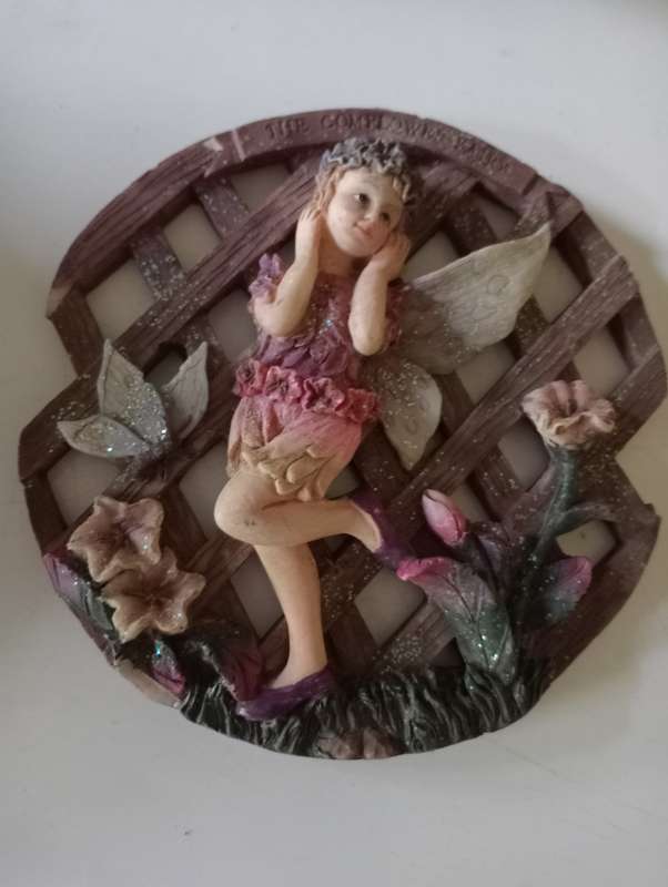 VINTAGE ANGEL WALL HANGING