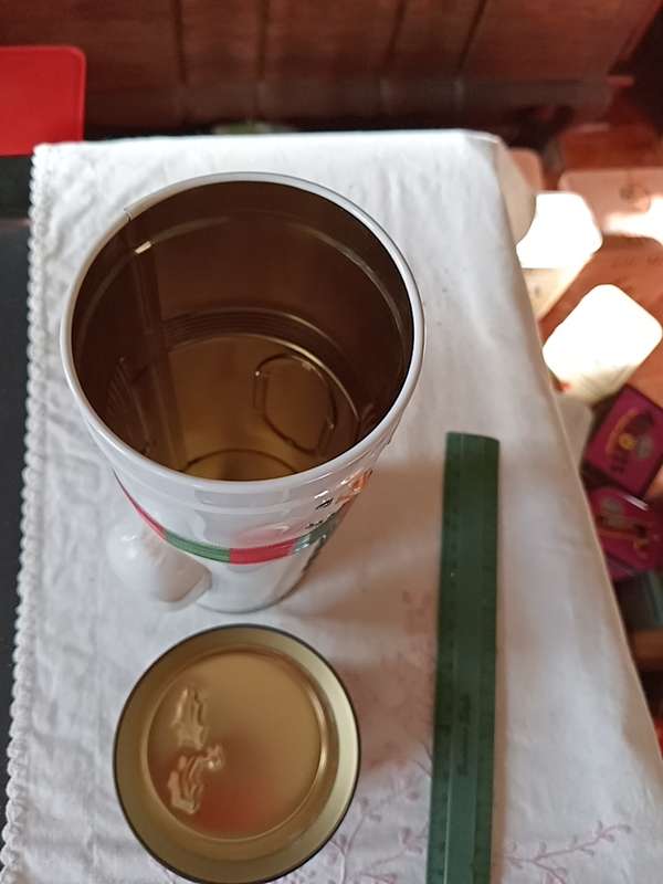 COLLECTABLE  FATHER CHRISTMAS TIN
