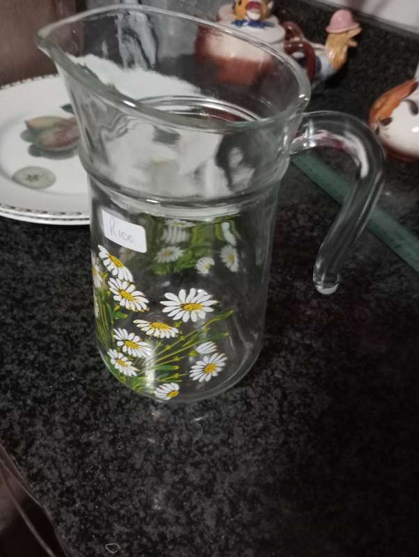 VINTAGE FLOWER MOTIF WATER JUG