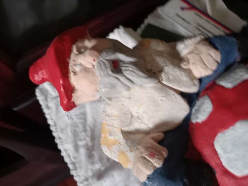 VINTAGE GARDEN ORNAMENT