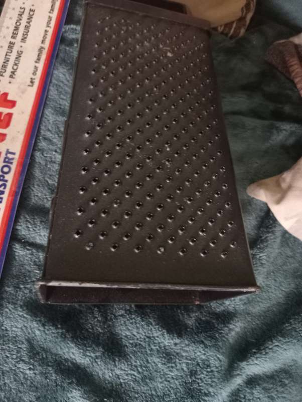 VINTAGE GRATER