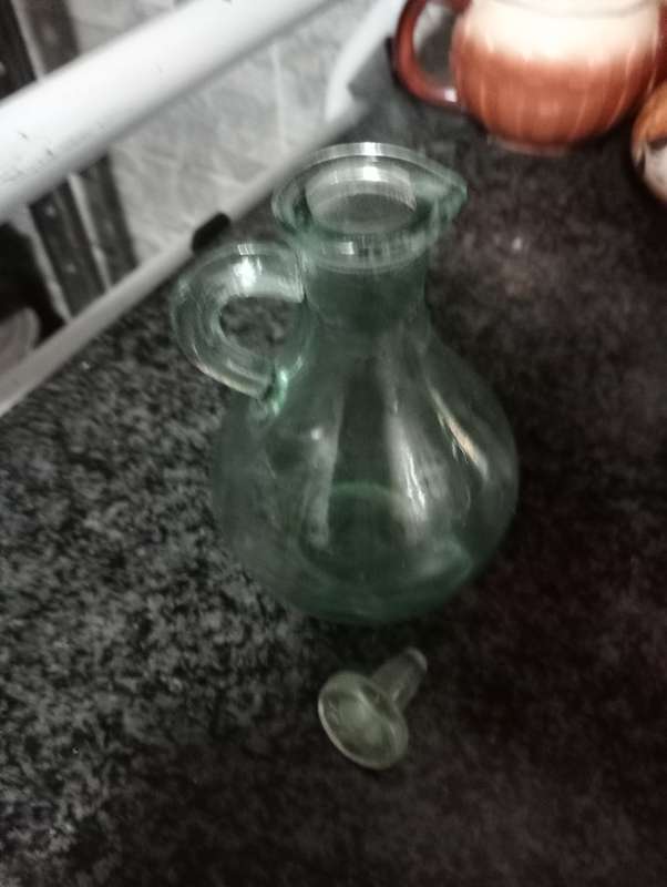 VINTAGE GREEN GLASS VINEGAR DECANTER WITH LID