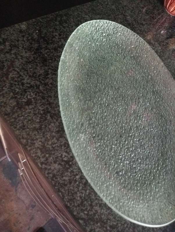 VINTAGE GREEN GLASS OVAL PLATE