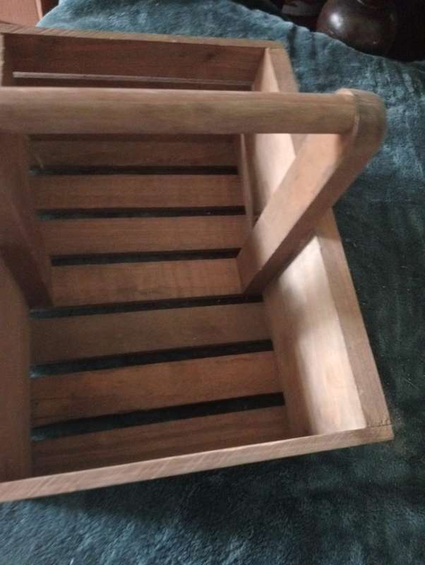VINTAGE WOODEN BASKET WITH HANDLE