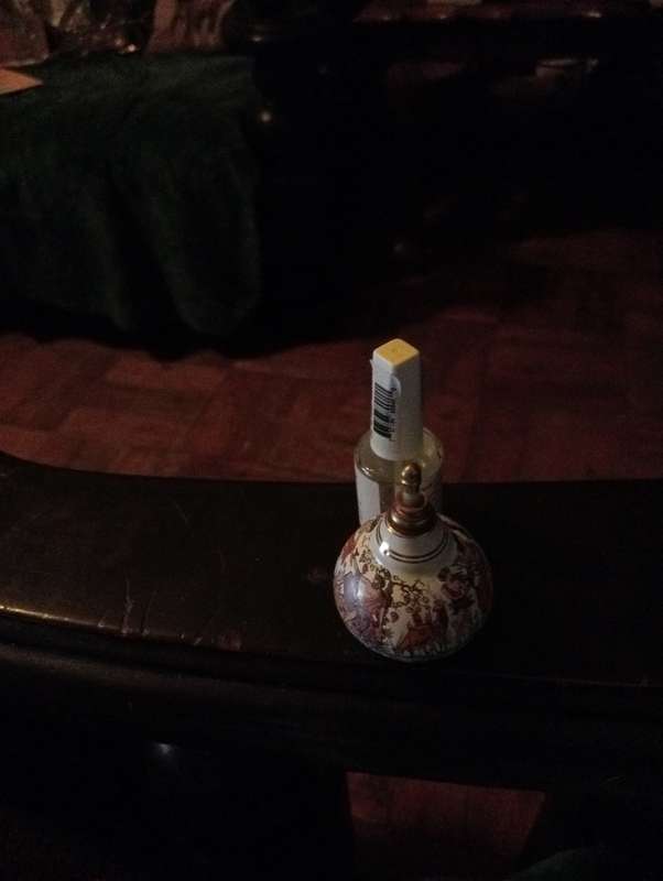 VINTAGE RARE GREECE COLLECTABLE PERFUMSE BOTTLE