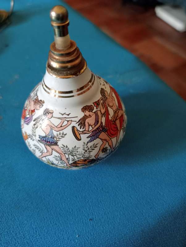 VINTAGE RARE GREECE COLLECTABLE PERFUMSE BOTTLE