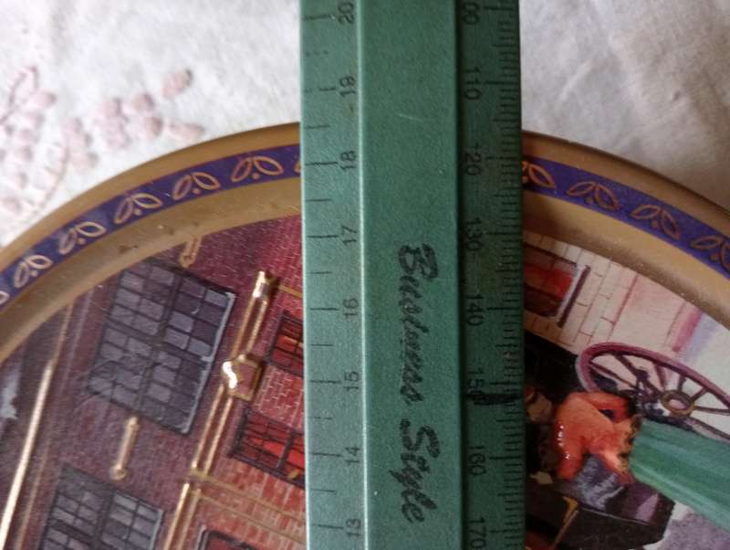 COLLECTABLE JACOBSONS BAKERY TIN