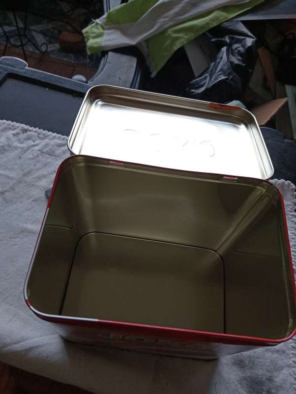 VINTAGE JOKO TIN