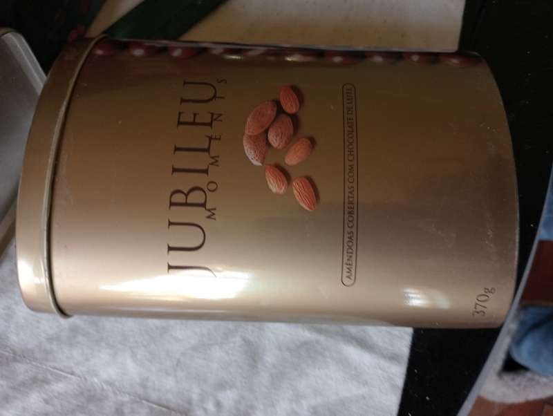 VINTAGE JUBILEU MOMENTS TIN