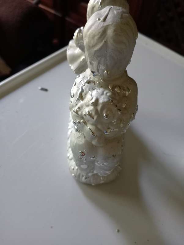 VINGTAGE KISSING COUPLE ORNAMENT