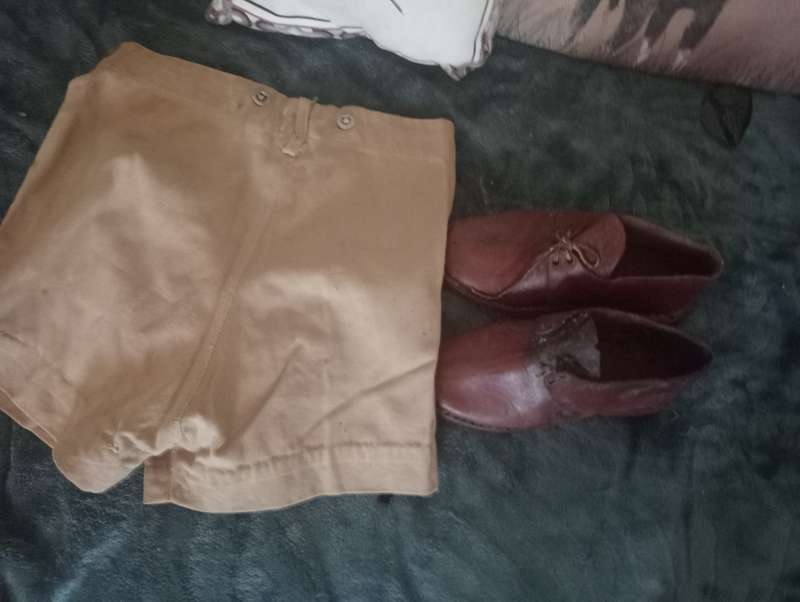 VINTAGE VOORTREKKER  KIDS LEATHER SHOES AND TROUSERS