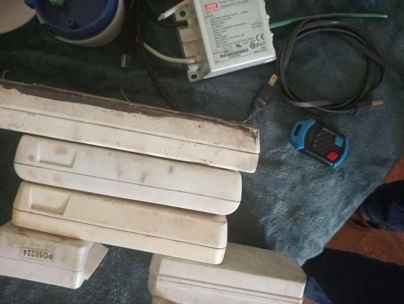 MIXED LOT ELECTRIC ITEMS