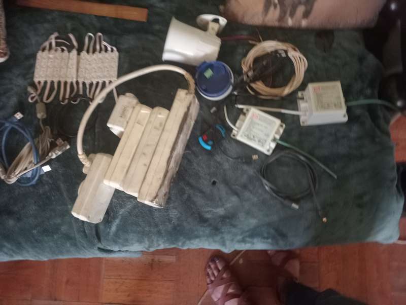 MIXED LOT ELECTRIC ITEMS