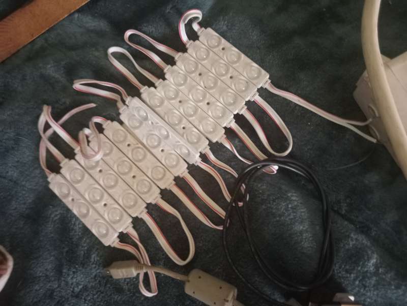 MIXED LOT ELECTRIC ITEMS