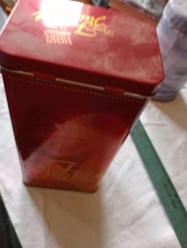 VINTAGE LIQU  FRUIT TIN