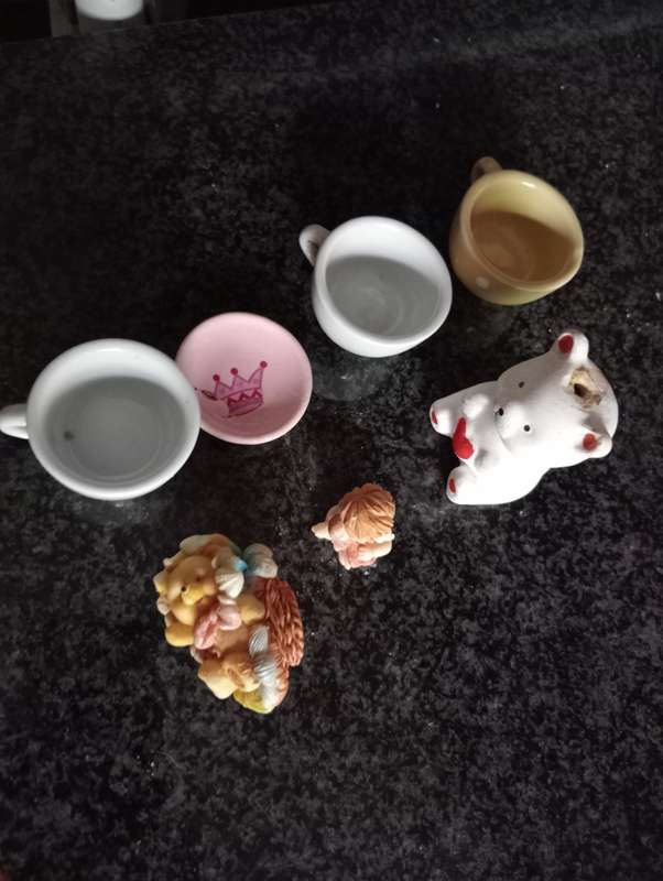 VINTAGE LOT SMALL COLLECTABLES