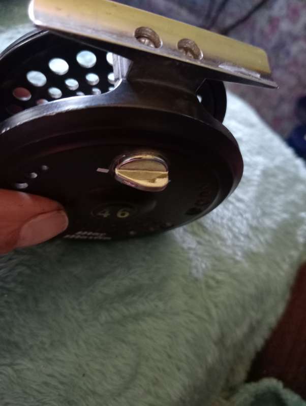 Vintage mac martin fly fishing reel