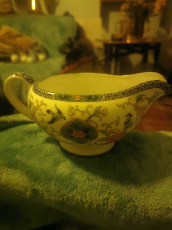 BELHEIM FINE CHINA GRAVY BOAT
