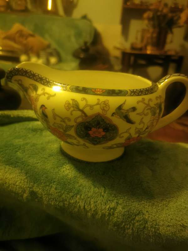 BELHEIM FINE CHINA GRAVY BOAT