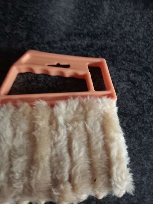 MINI BLIND CLEANER