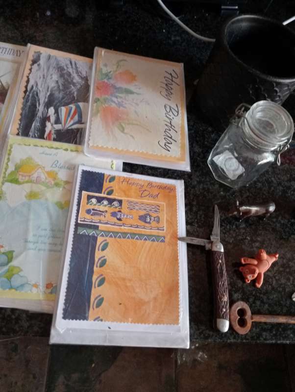 MIXED LOT VINTAGE ITEMS