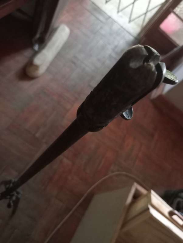 VINTAGE IRON MUSICAL STAND