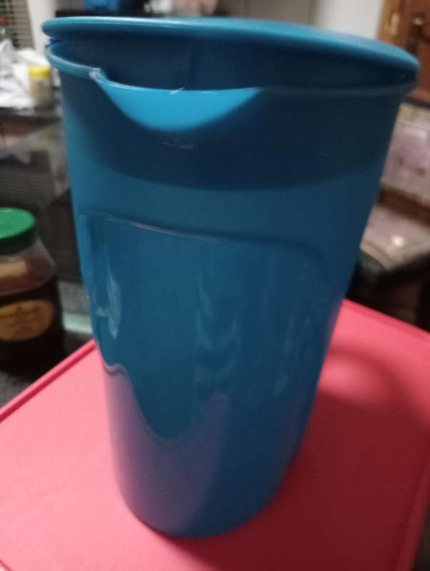 NEW 3.75 LITRE TUPPERWARE JUG