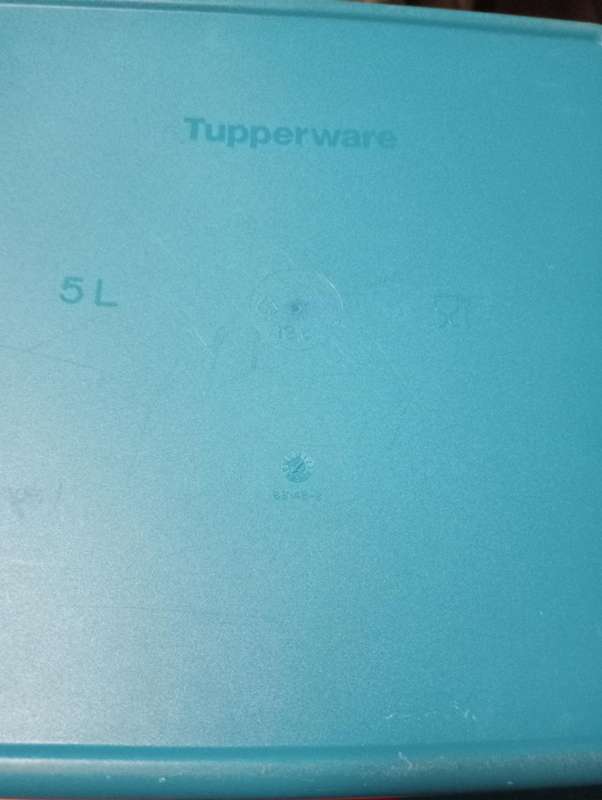 NEW TUPPERWARE 5 LITRE HOLDER