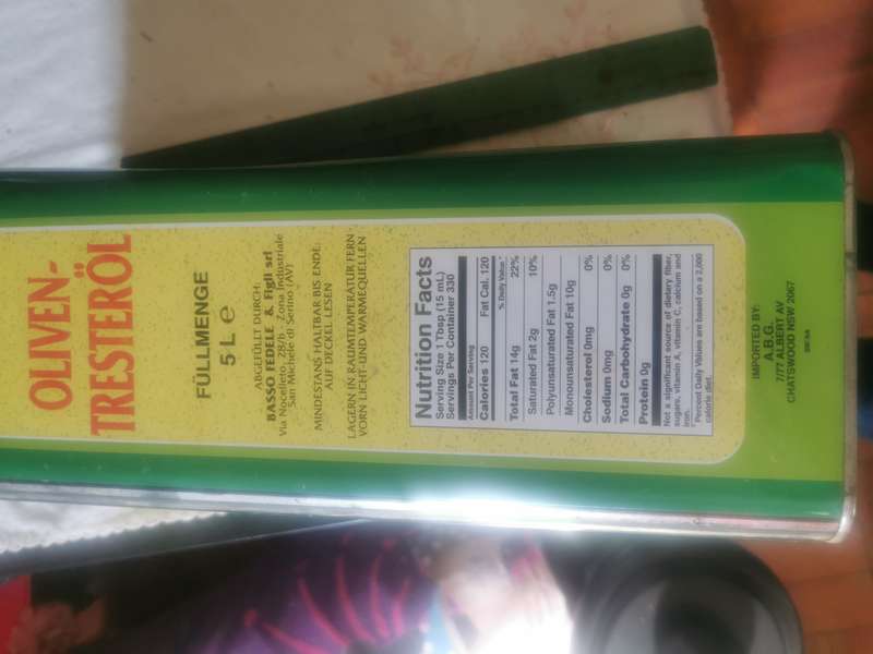 COLLECTABLE OLIVE POMACE OIL TIN