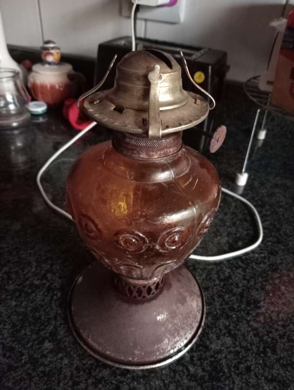 VINTAGE PARAFIEN LAMP WITH BRASS