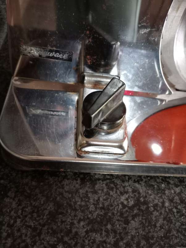 VINTAGE PINEWARE BREADSLICER