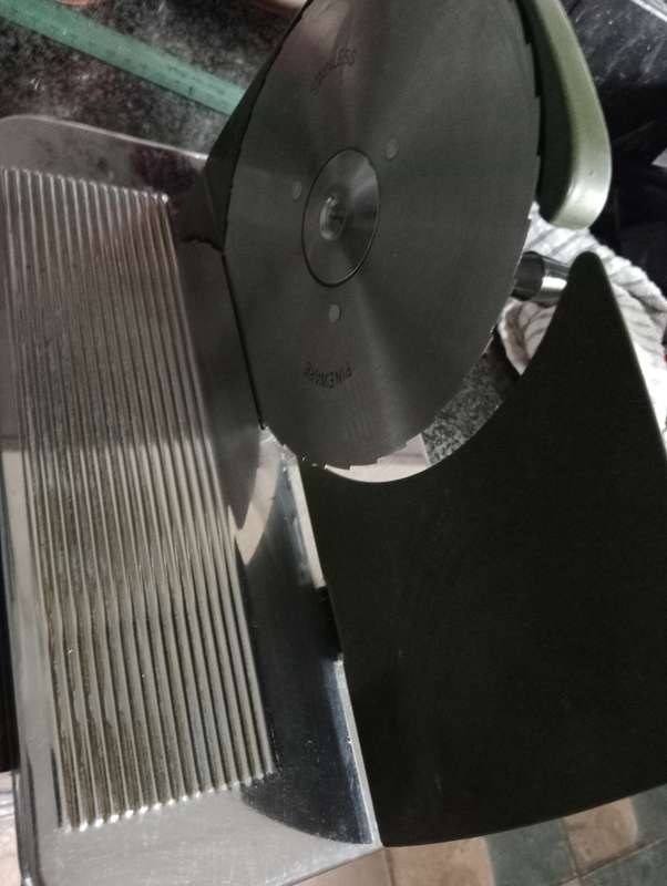 VINTAGE PINEWARE BREADSLICER