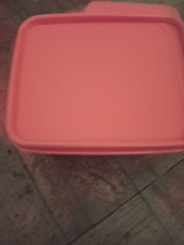 NEW 500ML TUPPERWARE HOLDER