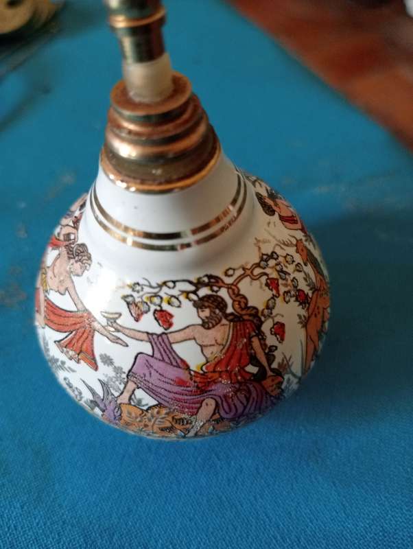 VINTAGE RARE GREECE COLLECTABLE PERFUMSE BOTTLE