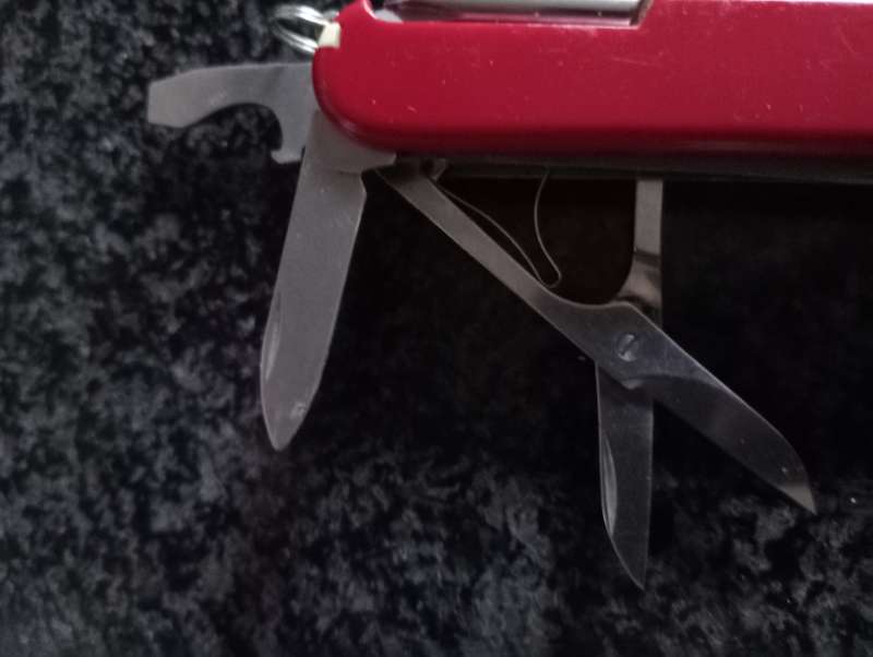 RARE OFFICERS SWIISS ARMY KNIFE