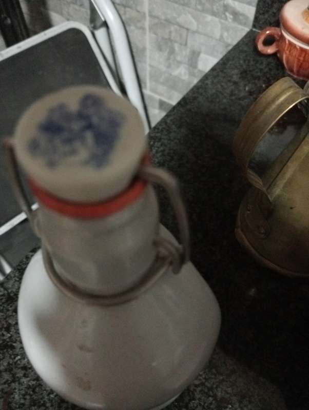 RARE VINTAGE EARTHENWARE FRANZ JOSEPH LUXUS 1938  COLLECTABLE BOTTLE WITH STOPPER