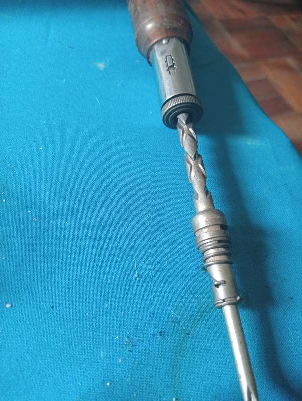 VINTAGE RATCHET SCREWDRIVER