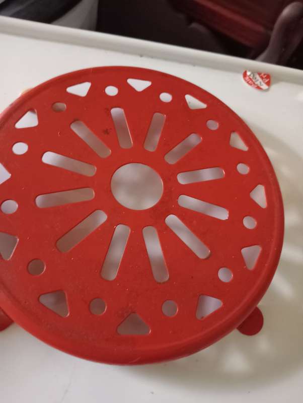 VINTAGE RED IRON POT STAND