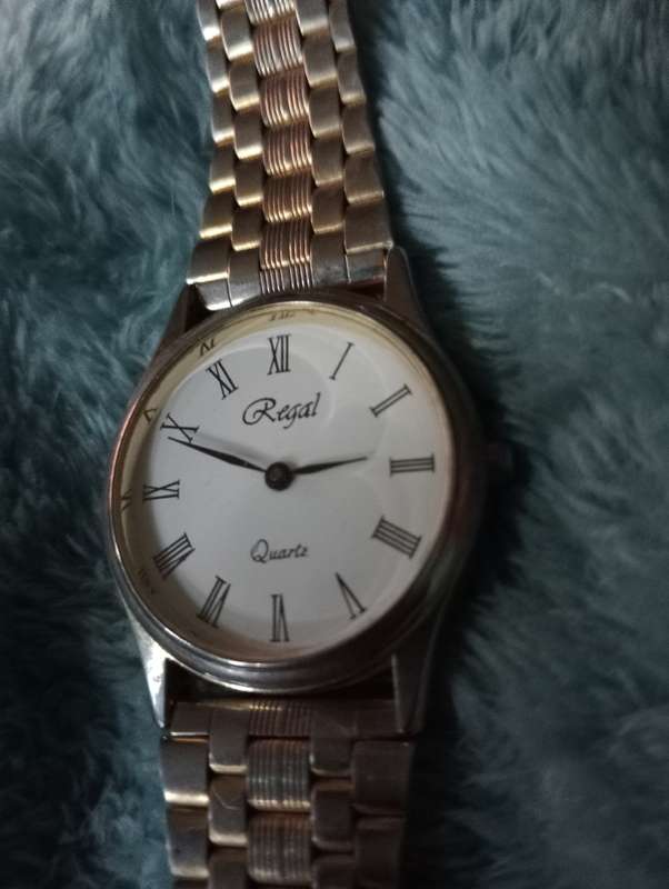 VINTAGE REGAL  MENS QUARTZ WATCH