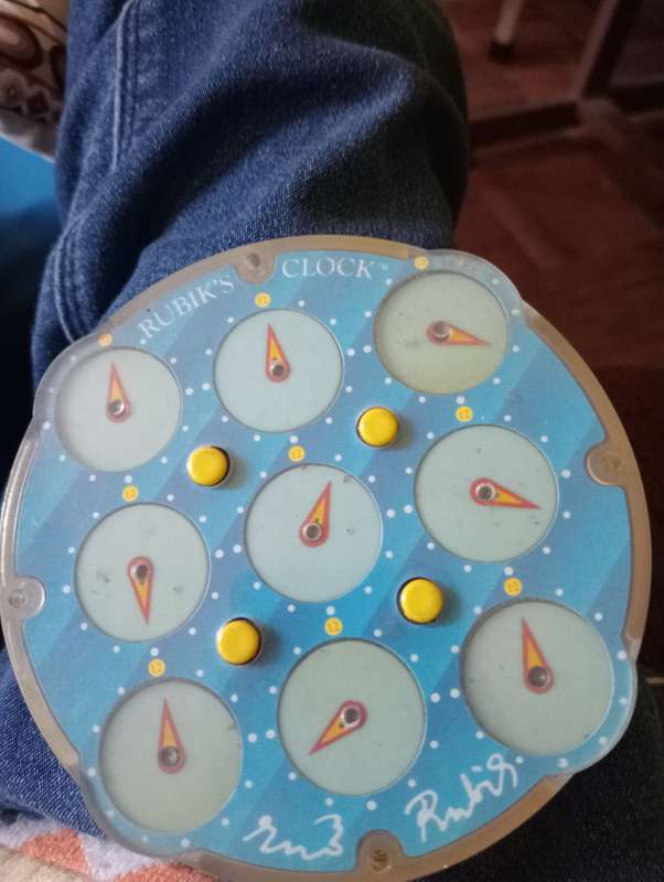 VINTAGE 1988 RUBBICS GAME  CLOCK PUZZLE