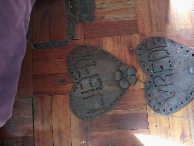 VINTAGE RUSTIC WALL HANGING