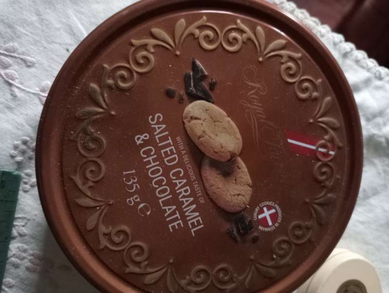 VINTAGE SALTED CARAMEL AND CHCOLATE  TIN