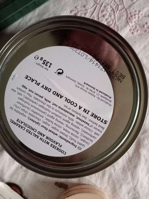 VINTAGE SALTED CARAMEL AND CHCOLATE  TIN