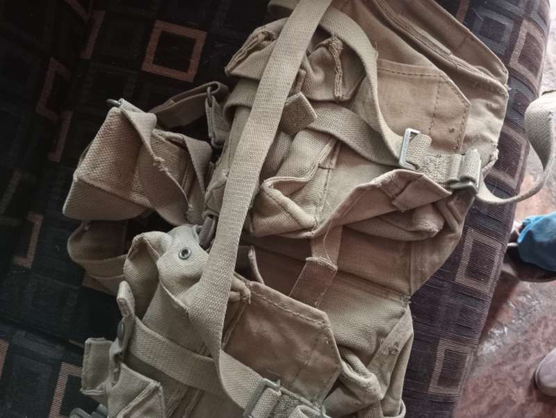 VINTAGE SOUTH AFRICAN ARMY PATTERN 73 WEBBING ETC