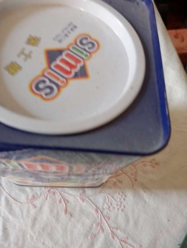 VINTAGE SIMIS TIN 2