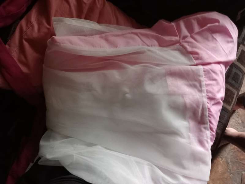 VINTAGE PINK SINGLE BED NIGHT FRILL