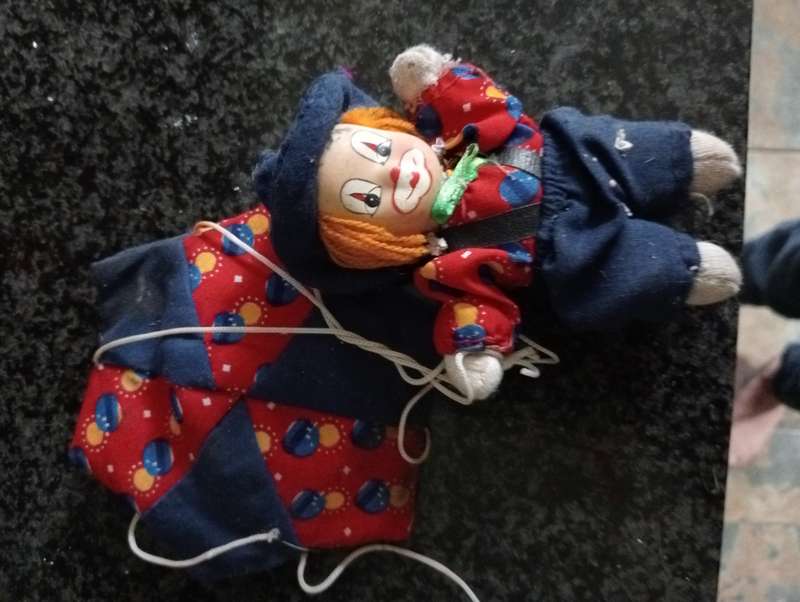 VINTAGE 8CM CLOWN DOLL WITH PARACHUTE