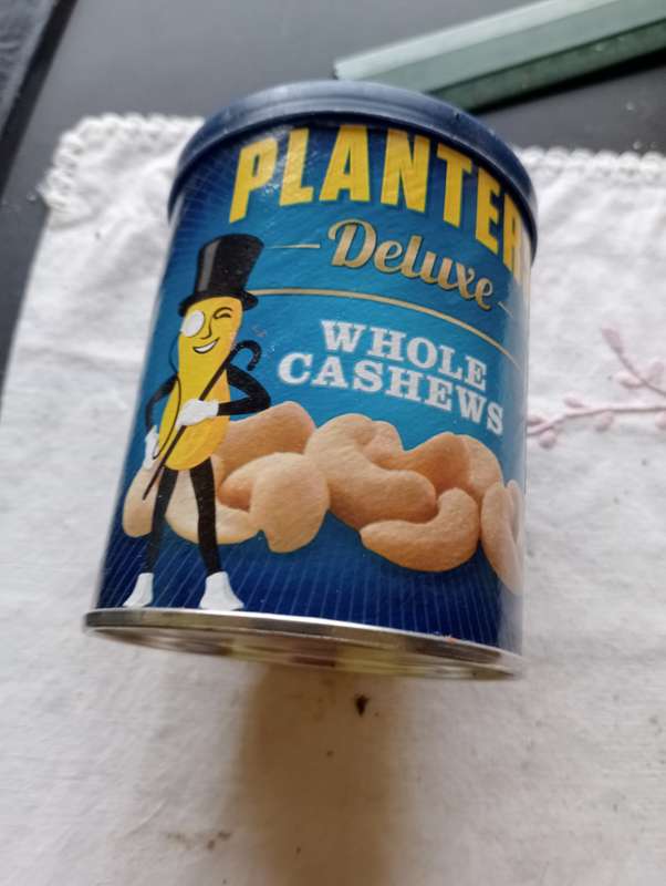 SMALL PLANTERS TIN