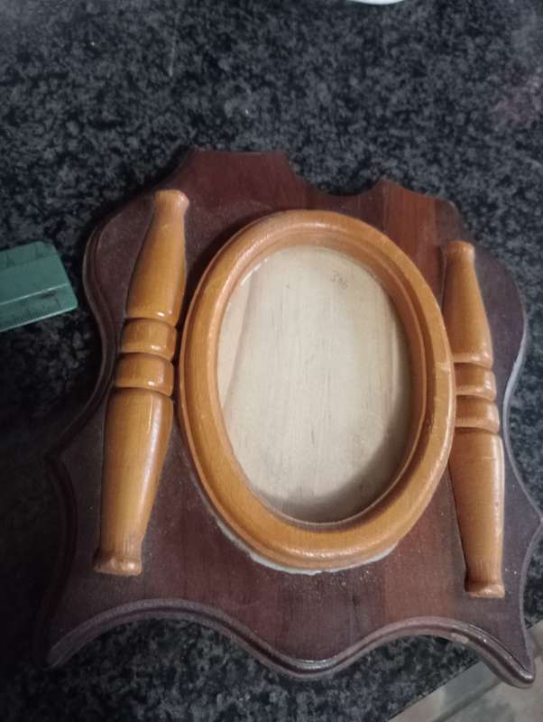 VINTAGE WOODEN FRAME